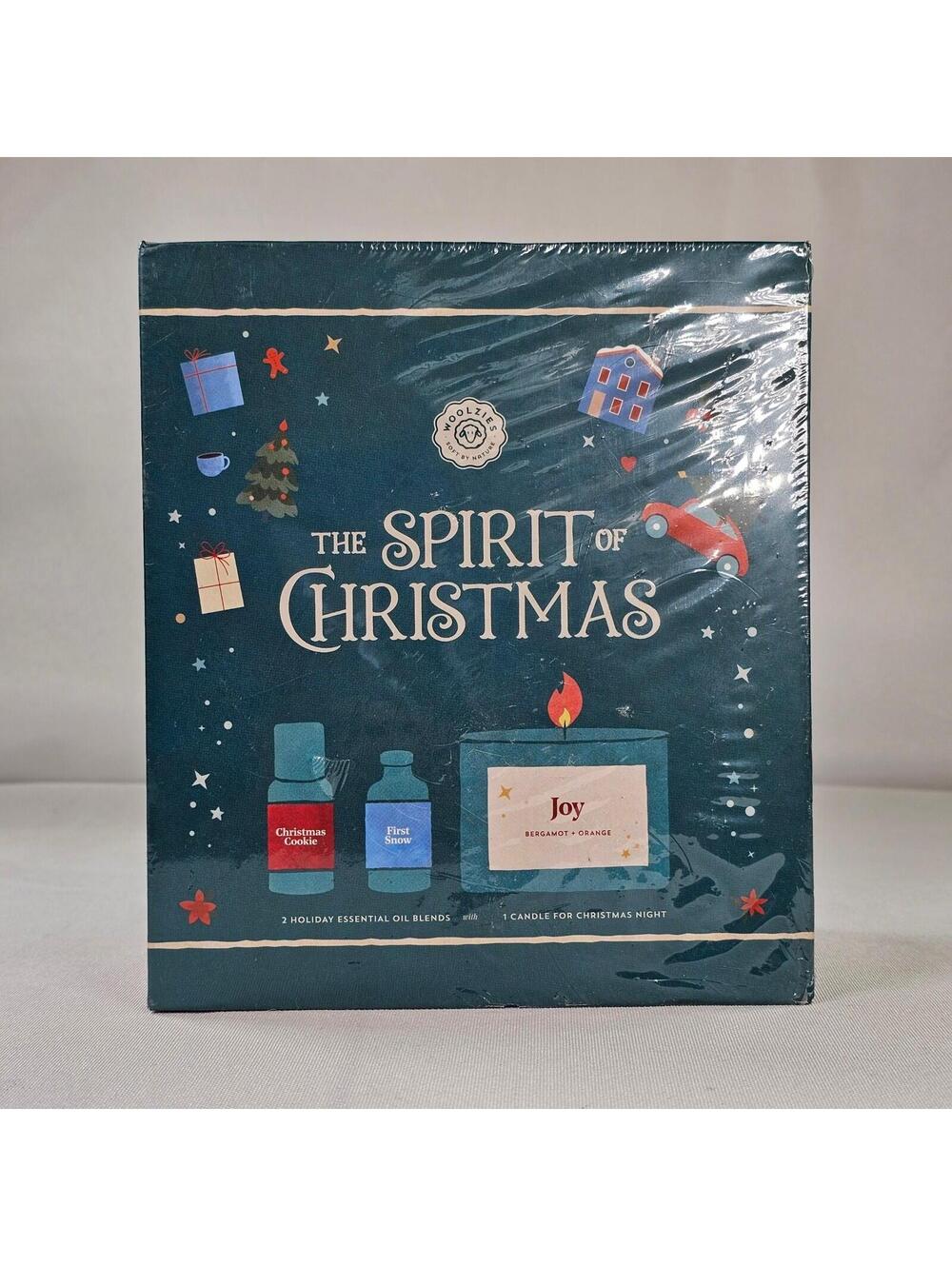 Woolzies The Spirit of Christmas Essential Oil Blend and Soy Candle Gift Set NEW